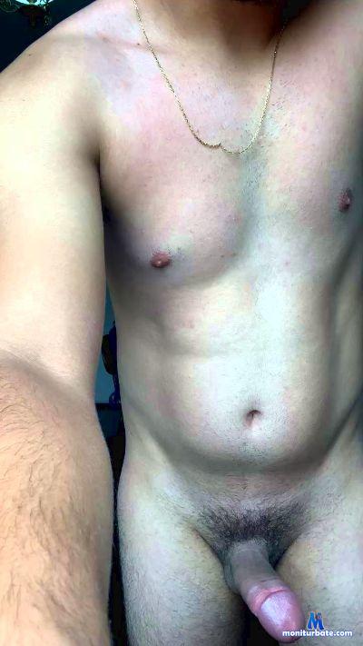 marcus__xxx cam4 straight performer from Federative Republic of Brazil  
