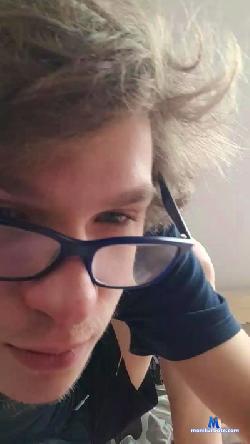 bjoerni2000 cam4 live cam performer profile