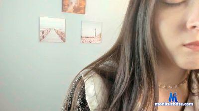 SunnCarnley cam4 bicurious performer from Czech Republic  