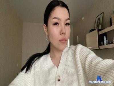 EasterGentile cam4 bicurious performer from United States of America ass feet striptease armpits squirt masturbation 