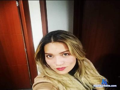 Linda_Gabriela cam4 bisexual performer from Republic of Colombia masturbation ass pussy blowjob cute lesbian amateur 