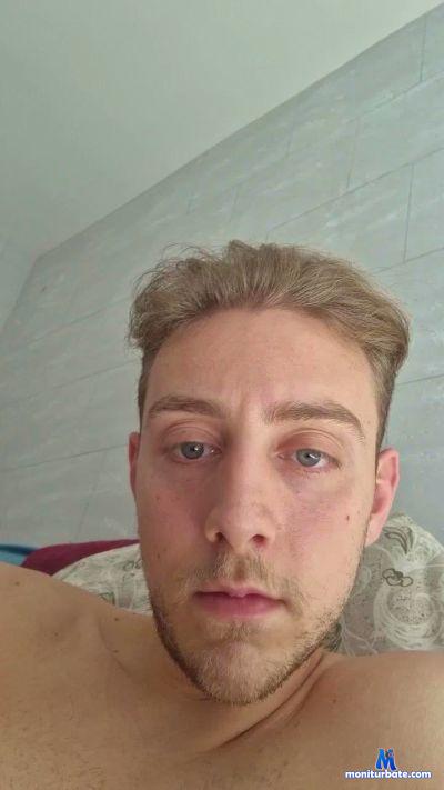 Sombrero27 cam4 straight performer from Republic of Italy  