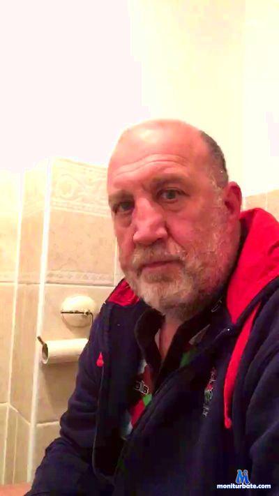 Bigboy67uk cam4 straight performer from United Kingdom of Great Britain & Northern Ireland  