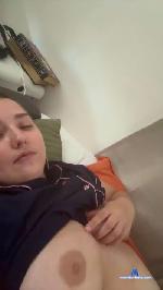 LizLopezz cam4 livecam show performer room profile