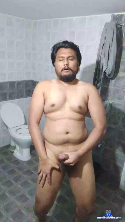 hotfckboi69love cam4 straight performer from Republic of India  