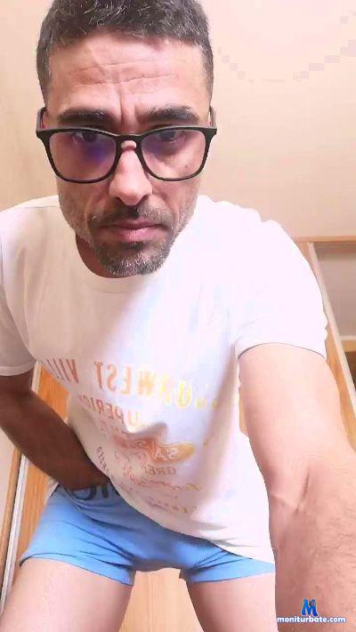 MS3_AVR cam4 straight performer from Portuguese Republic  