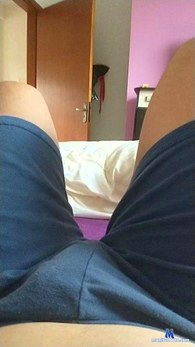 boyscgostoso cam4 straight performer from Federative Republic of Brazil  