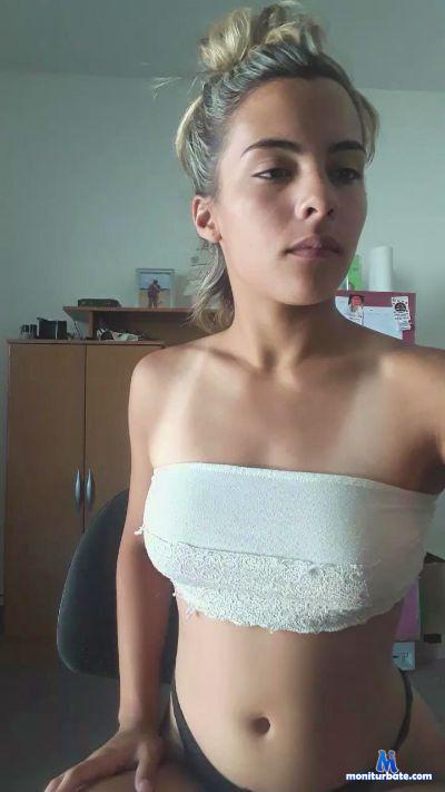 beba__6 cam4 bisexual performer from Argentine Republic  