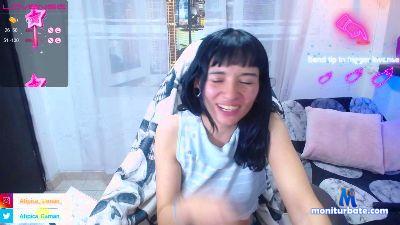Hot_Teenxxx cam4 bicurious performer from Republic of Colombia smoke striptease spanking blowjob pee 