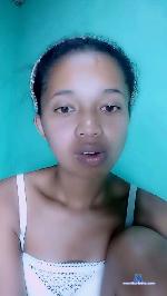 Mouanah cam4 livecam show performer room profile