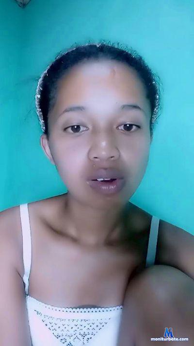 Mouanah cam4 straight performer from Republic of Madagascar  