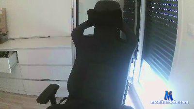 BatonFesse cam4 straight performer from French Republic spanking smoke gamer amateur 