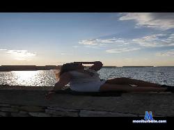 Claire2love33 cam4 live cam performer profile