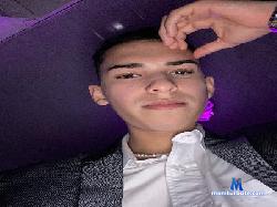 samuel_larssen cam4 live cam performer profile