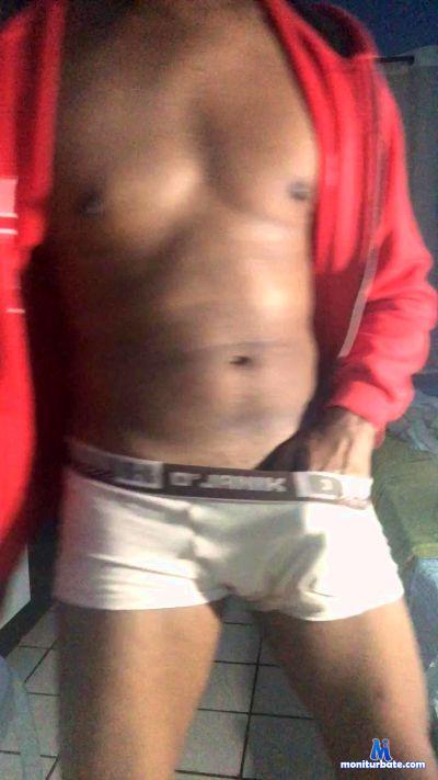 mercinhofire cam4 bisexual performer from Federative Republic of Brazil  