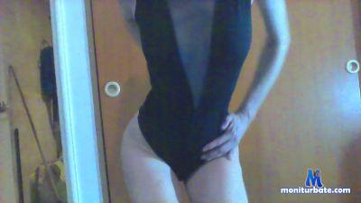 ConiePeach cam4 bicurious performer from Republic of Chile threesome striptease ass anal cosplay pornstar 