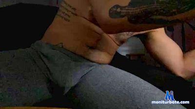 Tomfoolery85 cam4 gay performer from United States of America  