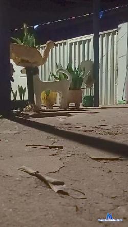 Flanjuh cam4 live cam performer profile