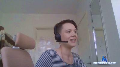 Liyliyth96 cam4 bisexual performer from Kingdom of Sweden  