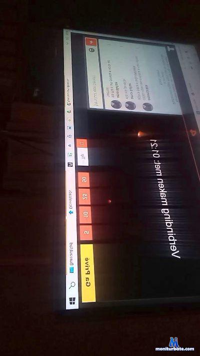 Henk4love cam4 straight performer from Kingdom of the Netherlands  