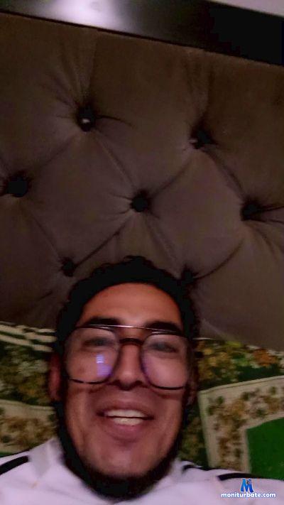 Rahuleeto cam4 straight performer from Republic of Peru pornstar cute striptease C2C masturbation schoolgirl 