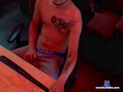 Red_Male cam4 straight performer from Republic of Colombia  