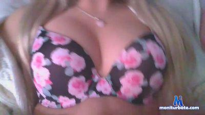 Camila_babe cam4 bisexual performer from Republic of Chile ass spanking gamer cute feet striptease 