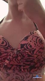 yaelcross_Po cam4 livecam show performer room profile