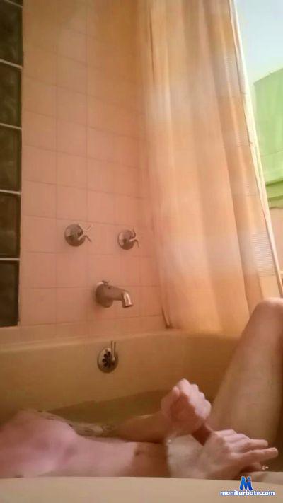 Ddub0026 cam4 straight performer from United States of America new hairy bathtub 