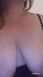 Esmeralda989 cam4 livecam show performer room profile