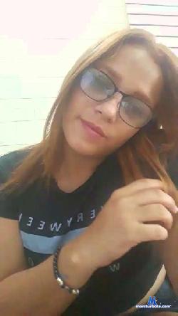 Amyqueen24 cam4 live cam performer profile