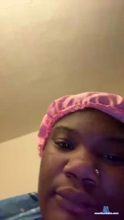 Curvyarre cam4 live cam performer profile