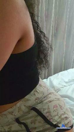 ChikaNugget cam4 live cam performer profile