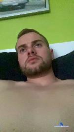 Lecheur31600 cam4 livecam show performer room profile