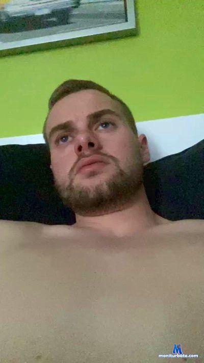Lecheur31600 cam4 straight performer from French Republic  