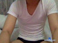 adriel932 cam4 live cam performer profile