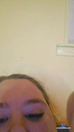 TripleHRhea cam4 live cam performer profile