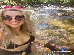 thekinkyrealtor cam4 live cam performer profile