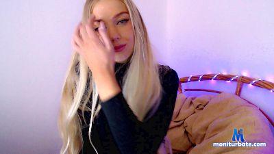 iisabela cam4 bisexual performer from United Kingdom of Great Britain & Northern Ireland masturbation blowjob ass squirt pussy anal spanking 
