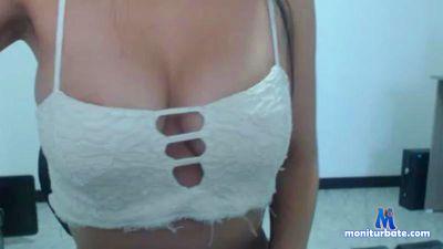 sakura_miomi cam4 bisexual performer from Republic of Colombia  