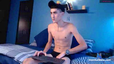 Megan_ryaan cam4 bisexual performer from United States of America  