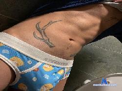 Lukzzzeo52527 cam4 live cam performer profile