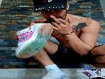 lolaandwonder7 cam4 livecam show performer room profile