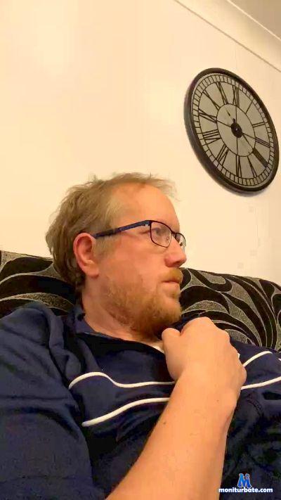 KlausJanssen cam4 gay performer from United States of America feet edge lovense twink fetish livetouch 