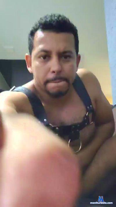 Dengoeloko cam4 gay performer from Federative Republic of Brazil  