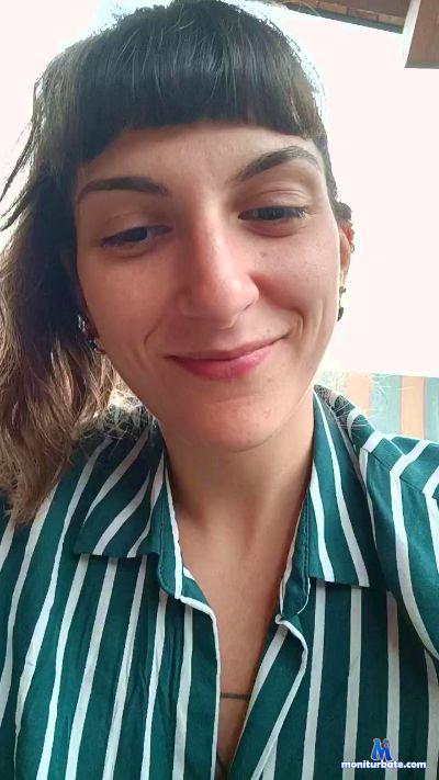lapiccolaska cam4 bicurious performer from Republic of Italy amateur outdoor coppia 