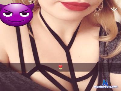 Claralacochonne cam4 bisexual performer from French Republic  