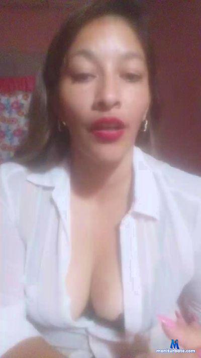 MiReyna cam4 bisexual performer from Argentine Republic  