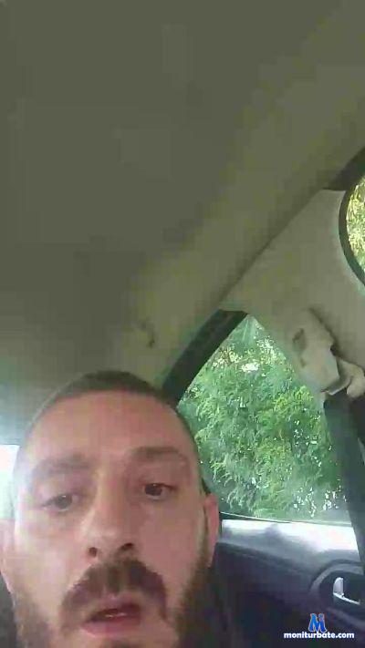 gallo75 cam4 bicurious performer from Republic of Italy  