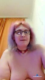 Latexgirly95 cam4 livecam show performer room profile